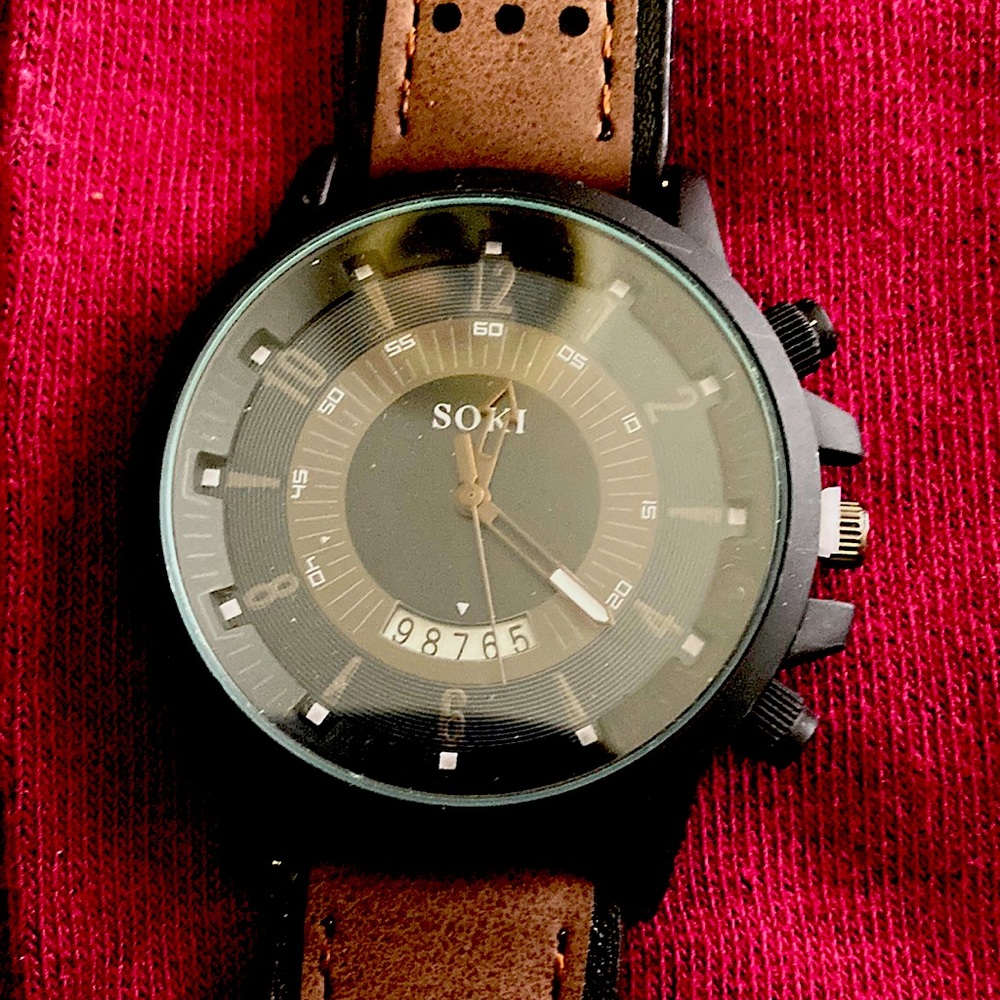 A gorgeous men’s watch
